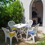 Bibo Nyaraló